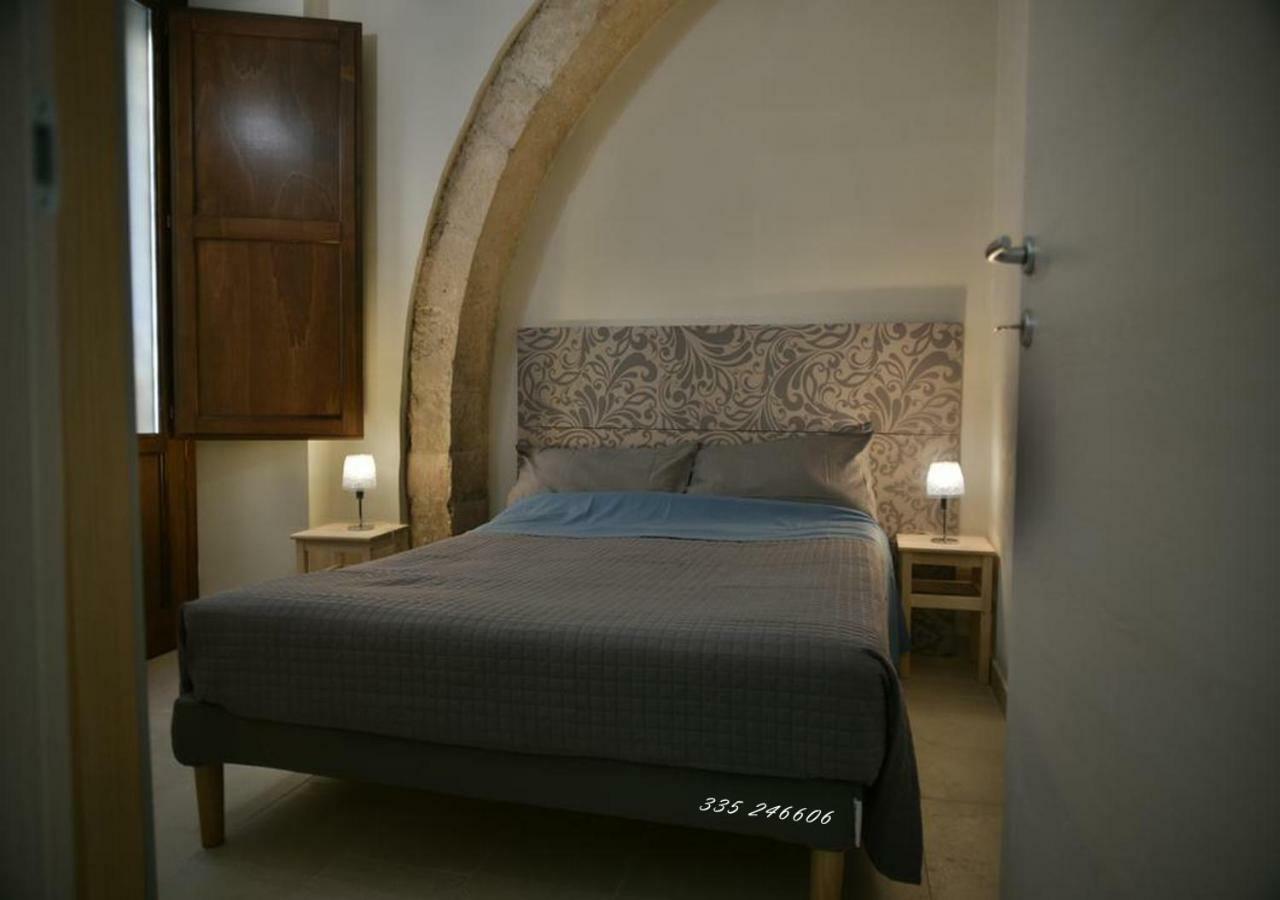 Il Vinile Apartment سيراكوزا المظهر الخارجي الصورة
